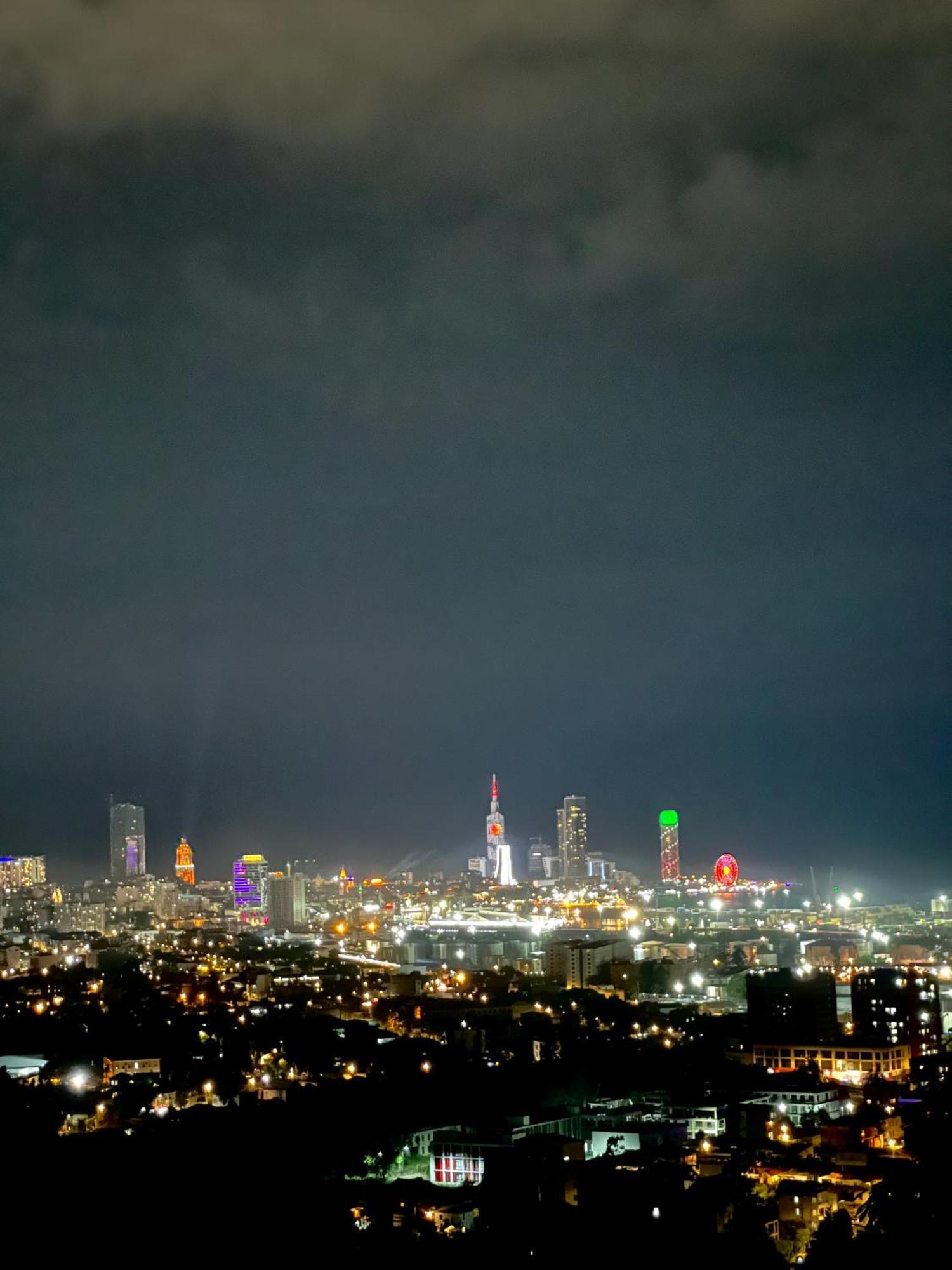Gt House Batumi Ξενοδοχείο Εξωτερικό φωτογραφία