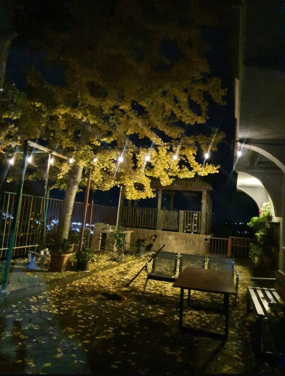 Gt House Batumi Ξενοδοχείο Εξωτερικό φωτογραφία