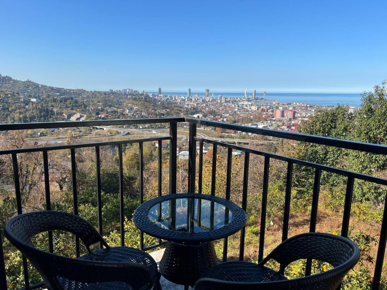 Gt House Batumi Ξενοδοχείο Εξωτερικό φωτογραφία