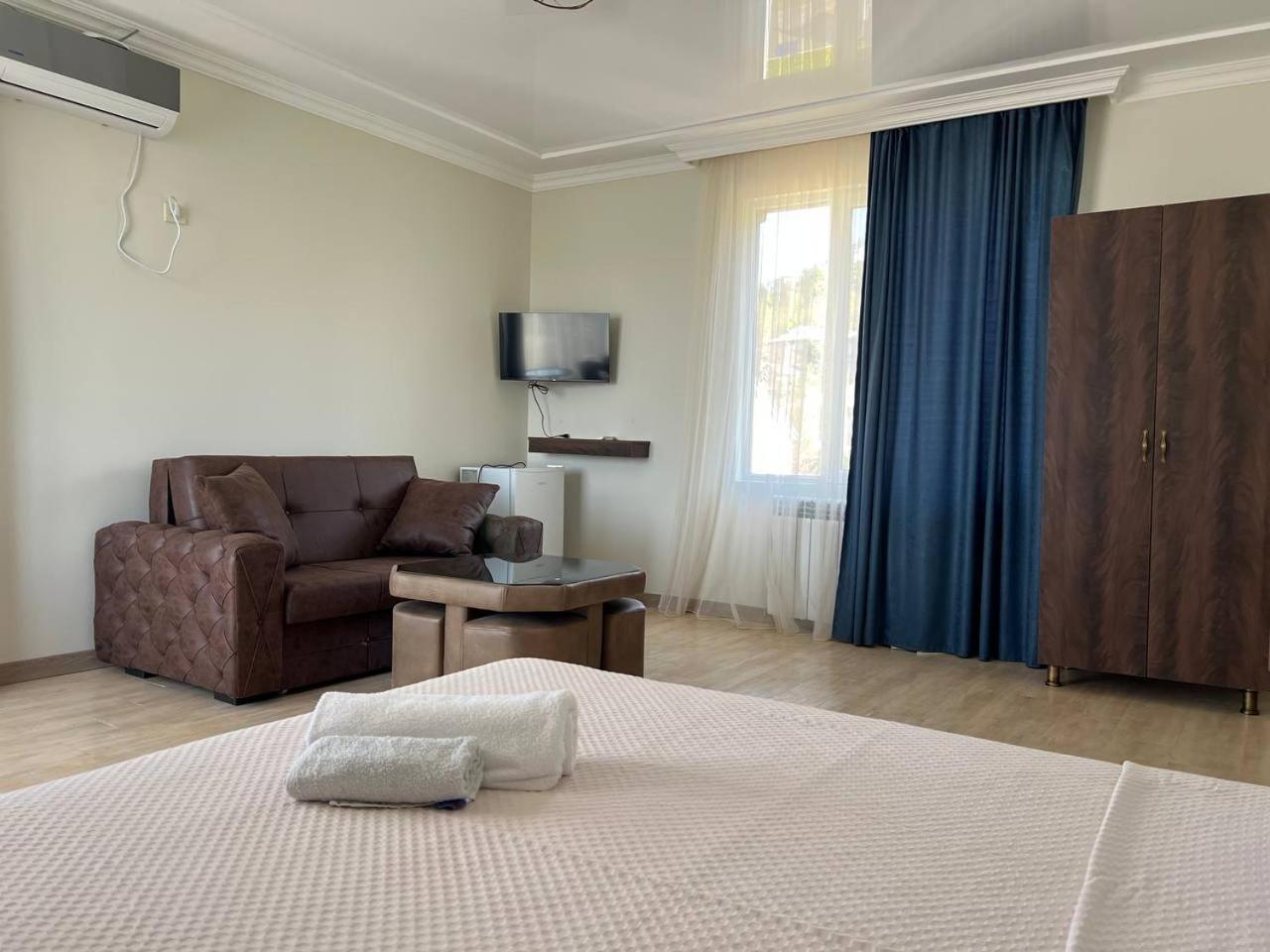 Gt House Batumi Ξενοδοχείο Εξωτερικό φωτογραφία